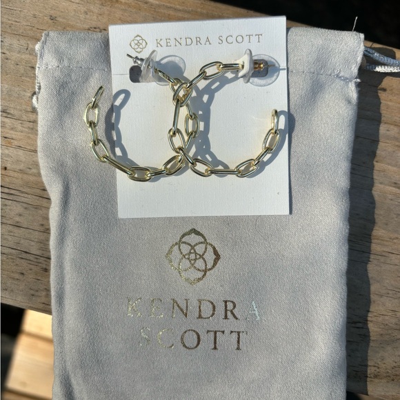 Kendra Scott bundle of 4 pairs of earrings - Picture 5 of 5
